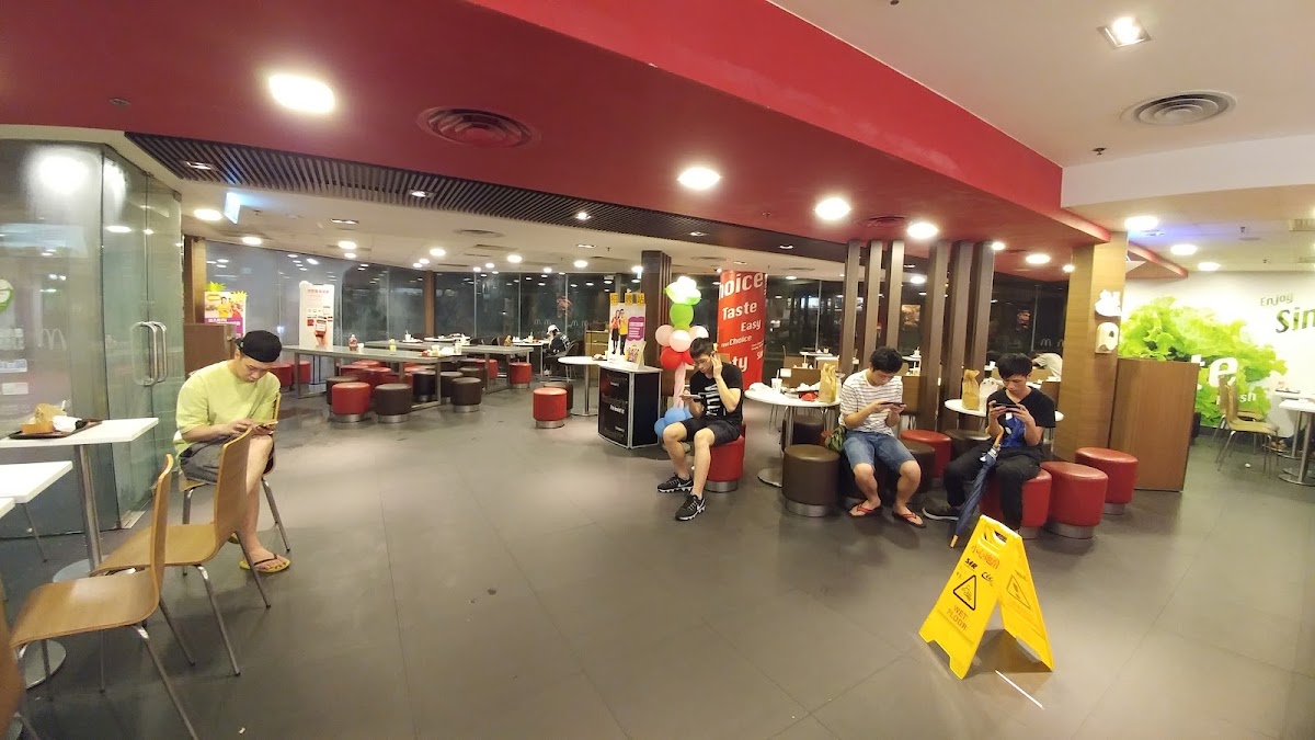 Mcdonald's (Heng On Estate) Photos 2
